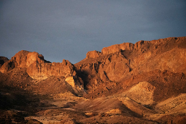 golden mountains of piedra parada